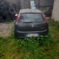 ciao vendi per pezzi auto fiat punto