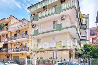 Appartamento di 135 m² con 4 locali a Bagheria