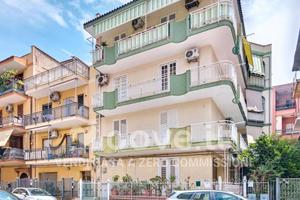 Appartamento di 135 m² con 4 locali a Bagheria