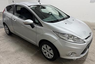 Ford Fiesta 1.4 TDCi 68CV 3 porte Titanium - 2009