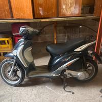 Vliberty 50 4tempi 2014 nero