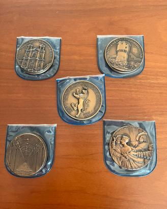 Medaglie n. 5 commemorative in bronzo