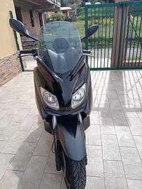 yamaha x-max 250 sport