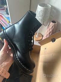 Dr Martens Stivali 1460 8-Eye Smooth