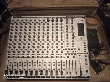 Mixer Behringer Eurorack MX 2642A