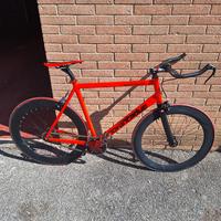 Bicicletta monoscatto assemblata