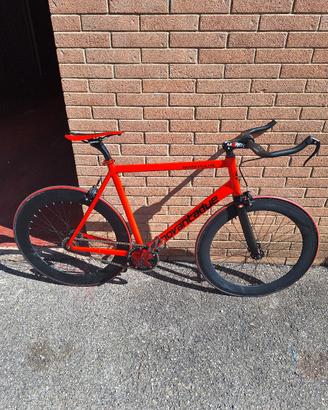 Bicicletta monoscatto assemblata