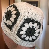 Cuffie in lana con borsetta abbinata