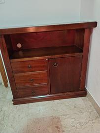 Mobiletto in legno