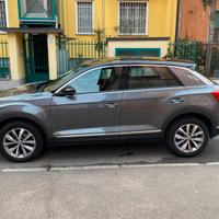 Volkswagen T-Roc Benzina