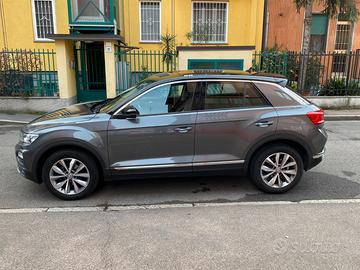 Volkswagen T-Roc Benzina