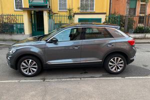 Volkswagen T-Roc Benzina