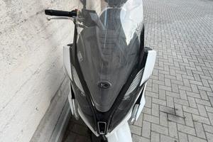 Kymco downtown 350