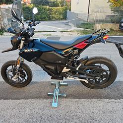 Zero FXE 2025 - 1.900 Km, Motard Elettrico