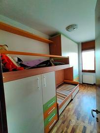Cameretta 2 posti, letto a castello e armadio inte