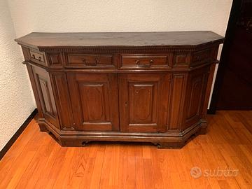 Credenza fine Seicento in noce – certificata