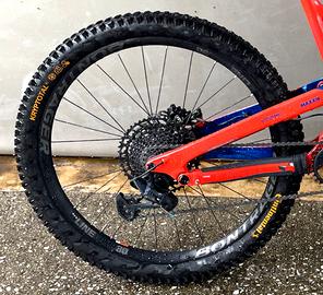Bontrager Line 30 27.5” KIT Continental e Sram