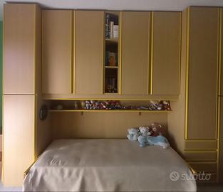 Armadio ponte con letto