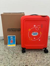 Trolley Nuovo del concorso Kinder Momenti Insieme