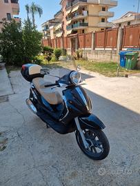 Beverly 300 tourer