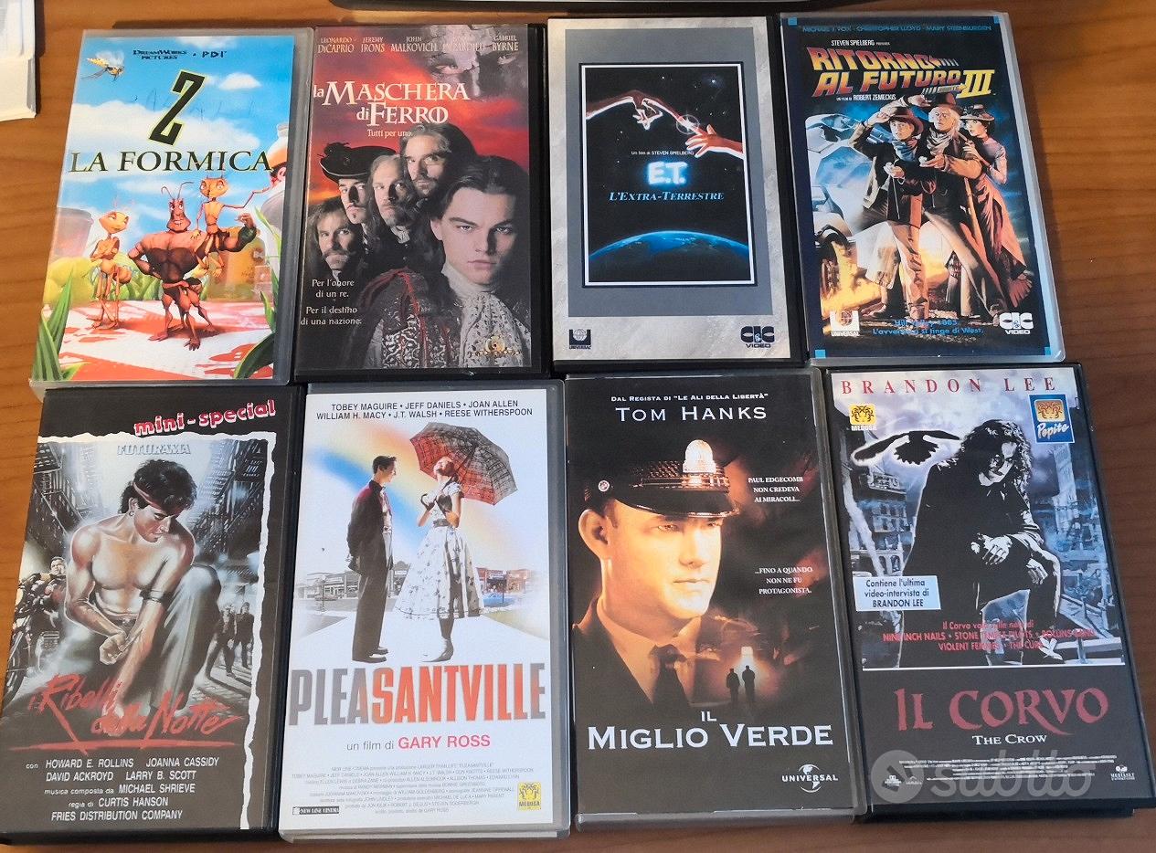 cassette VHS Audio/Video In vendita a Milano