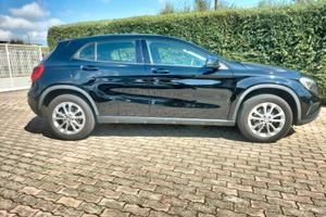 Mercedes GLA 200