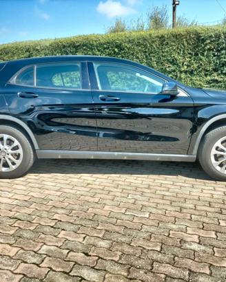 Mercedes GLA 200