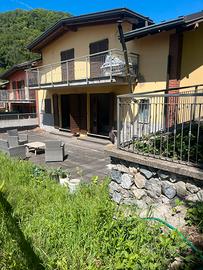 Villetta a schiera luminosissima a sud e nel verde