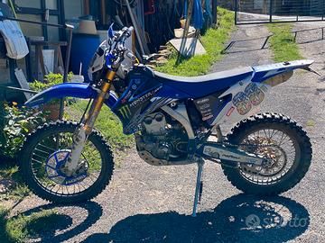 Yamaha WRF 250 anno 2008 Targato