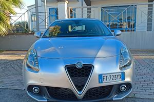 Alfa Romeo Giulietta business