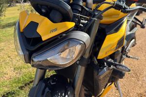 STREET TRIPLE 765 RS