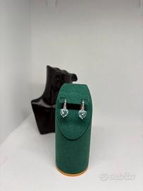 Orecchini nuovi pendenti