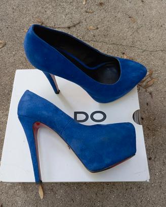 Scarpe scamosciate 