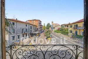 Casa indipendente di 200 m² con 5 locali e box aut