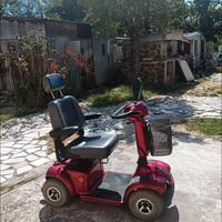 Macchinina per anziani