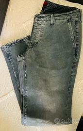 Jeans “cosntruction zero”