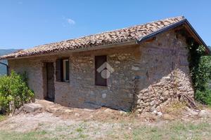 RUSTICO A OLEVANO ROMANO