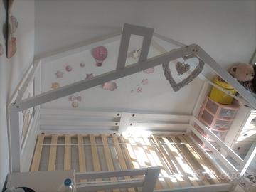 letto a casetta bianco 