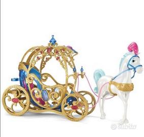 Cenerentola con Carrozza e cavallo