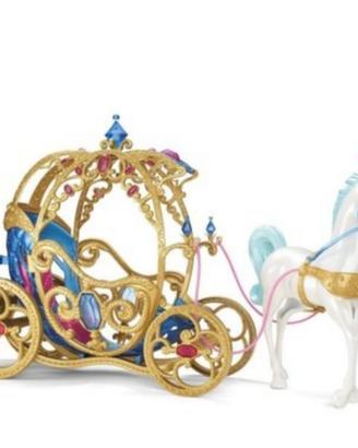 Cenerentola con Carrozza e cavallo