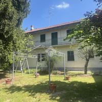 CASA INDIPENDENTE A BEREGAZZO CON FIGLIARO
