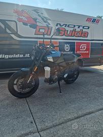Husqvarna Svartpilen 801
