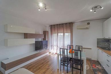 TRILOCALE CON BOX SINGOLO E CANTINA A STEZZANO