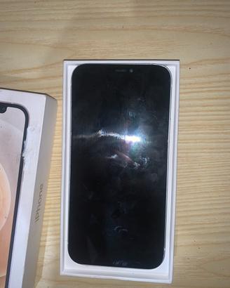 Iphone 12 usato