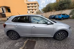 VOLKSWAGEN POLO 1.0 95 CV 2023-51.000 KM +GARANZIA