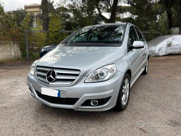 MERCEDES CLASSE B 180 2.0 Premium - 2010