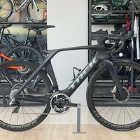 Trek Madone SLR 9  RED AXS 12v