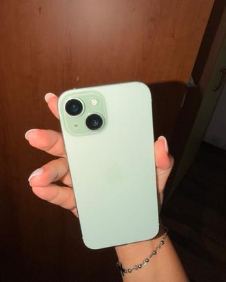 iPhone 15