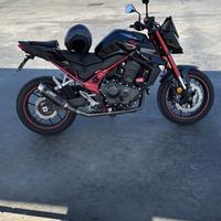 Honda Hornet 750 - 2023