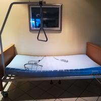 Letto ortopedico con materasso anti decubito